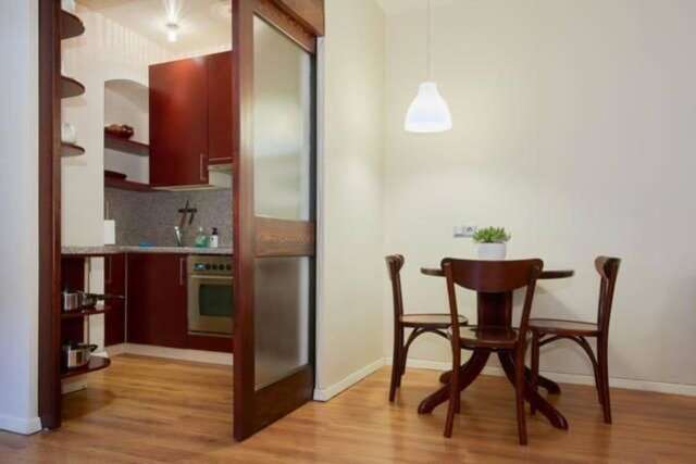 Апартаменты Old Town Apartment at Šv. Mikalojaus Вильнюс-38